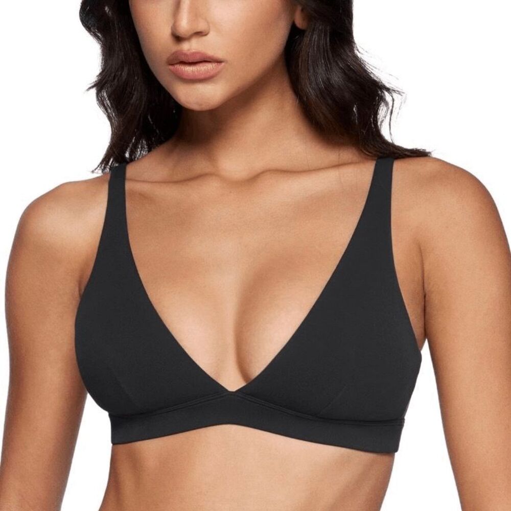 INGIA Black Deep V Padded Sports Bra S